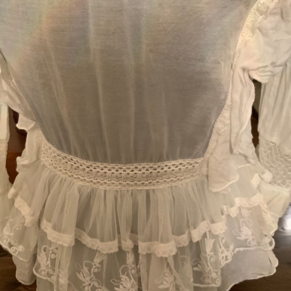 French Connection Loviest Light White Top Small - Picture 15 of 16